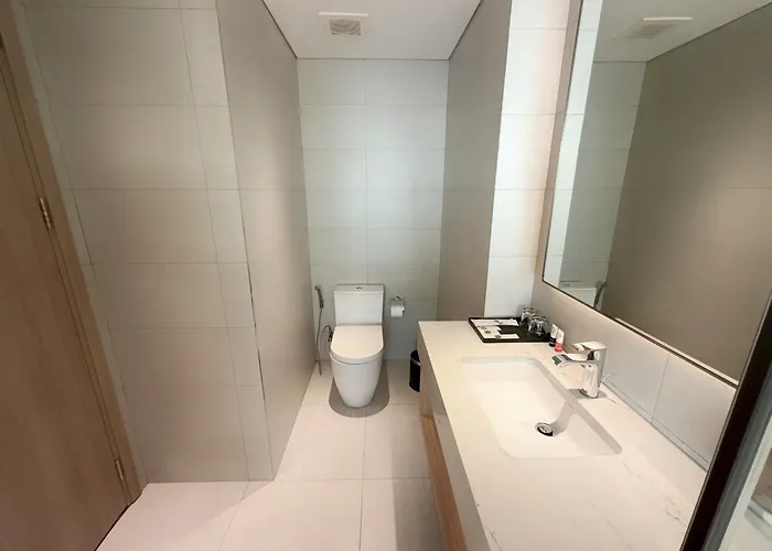 Ho Tai Cac Toa Icon40 - Alacarte - New Life Tower *